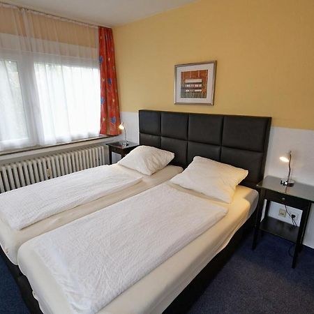 Hotel Wiedenhof ฮิลเดน ภายนอก รูปภาพ