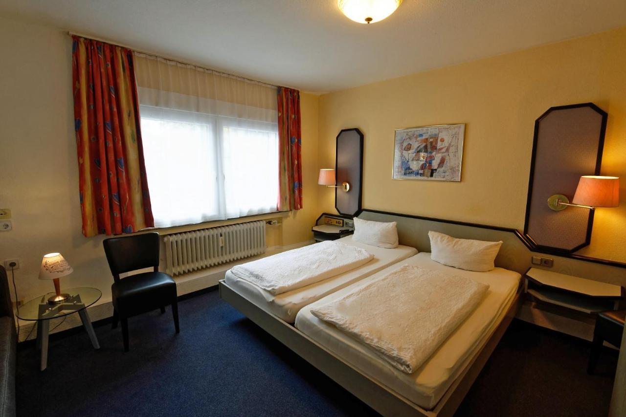 Hotel Wiedenhof ฮิลเดน ภายนอก รูปภาพ